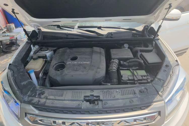 Used CHANGAN CS75 2017 Shangkui Edition 1.5T Automatic Fengyue Model Engine Bay