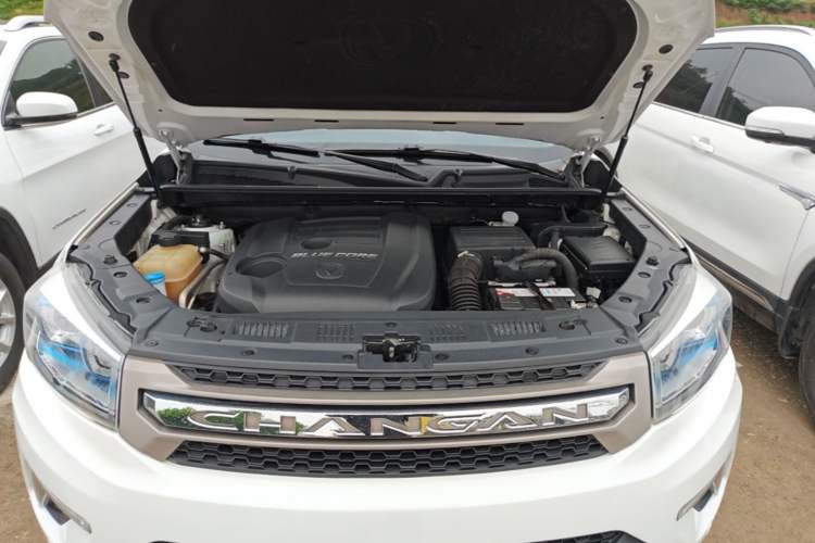 Used CHANGAN CS75 2017 Shangkui Edition 1.5T Automatic Fengyue Model Engine Bay