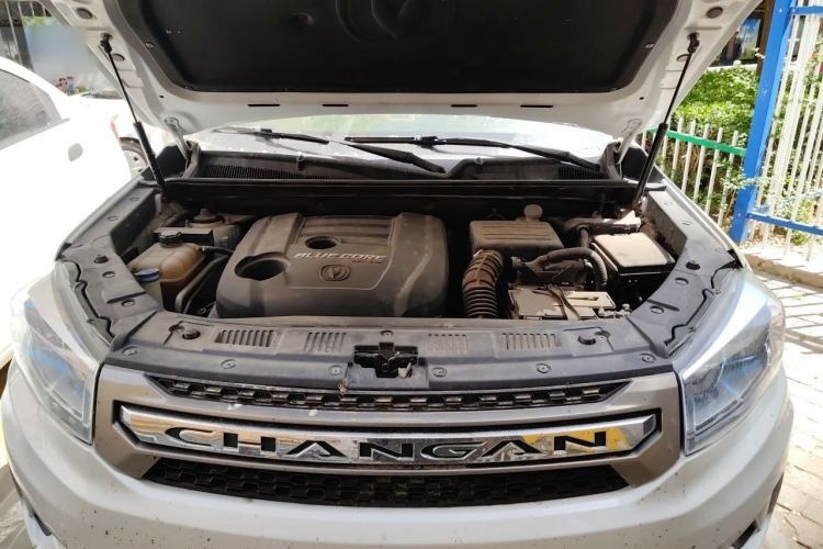 Used CHANGAN CS75 2017 Shangkui Edition 1.5T Automatic Fengxiang Model Engine Bay