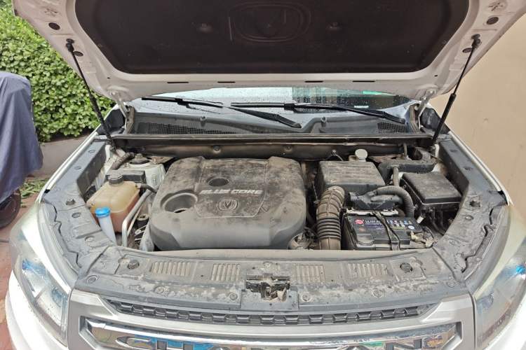 Used CHANGAN CS75 2017 Shangkui Edition 1.5T Automatic Fengxiang Model Engine Bay