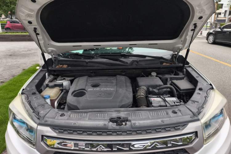 Used CHANGAN CS75 2017 Shangkui Edition 1.5T Automatic Fengxiang Model Engine Bay