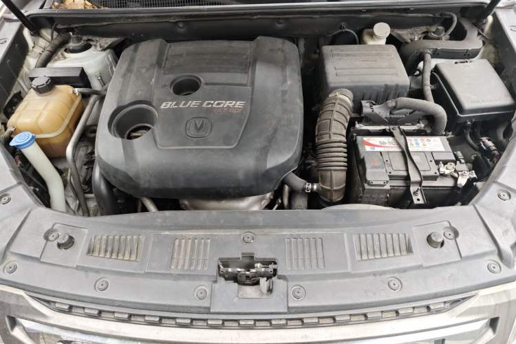 Used CHANGAN CS75 2017 Shangkui Edition 1.5T Automatic Sharp Model Engine Bay