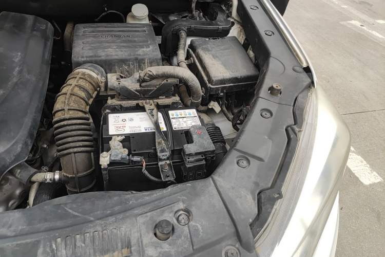 Used CHANGAN CS75 2017 Shangkui Edition 1.5T Manual Fengxiang Model Engine Bay Left
