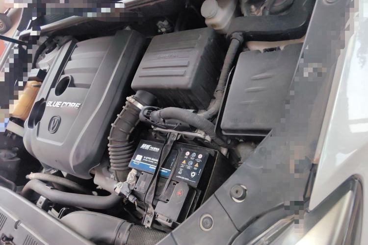 Used CHANGAN CS75 2017 Shangku Edition 1.5T Manual ZhiXiang Model Engine Bay Left