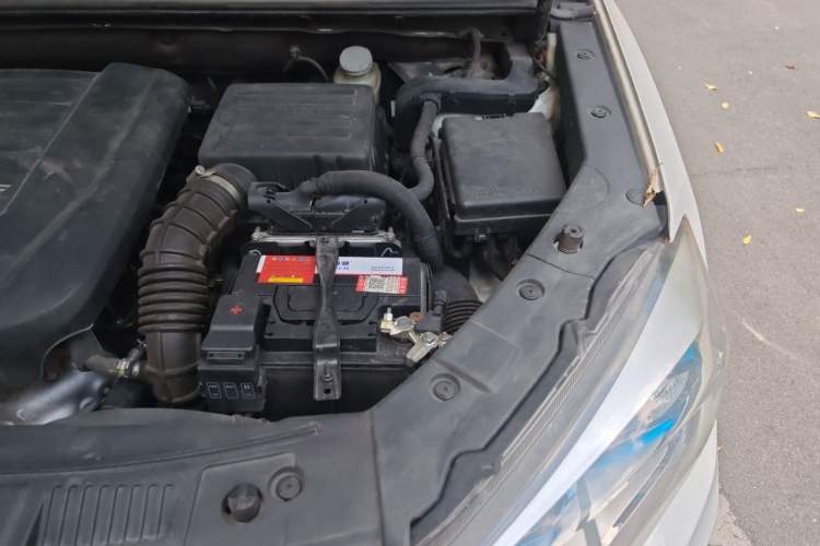 Used CHANGAN CS75 2017 Shangkui Edition 1.5T Automatic Fengxiang Model Engine Bay Left