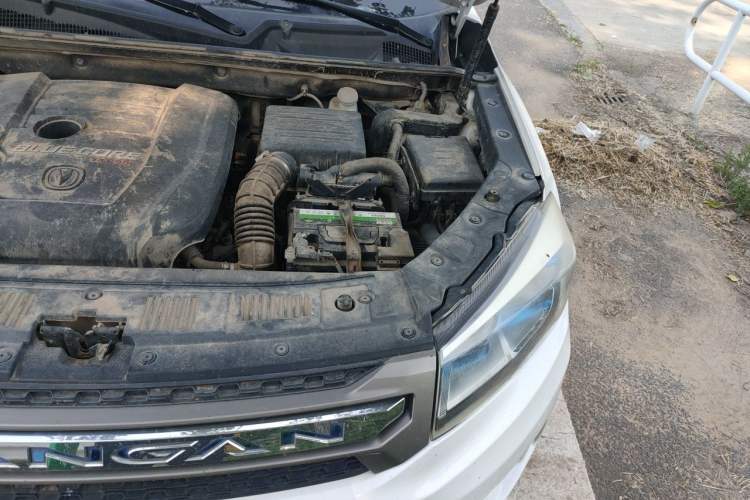 Used CHANGAN CS75 2017 Shangkui Edition 1.5T Manual Fengxiang Model Engine Bay Left