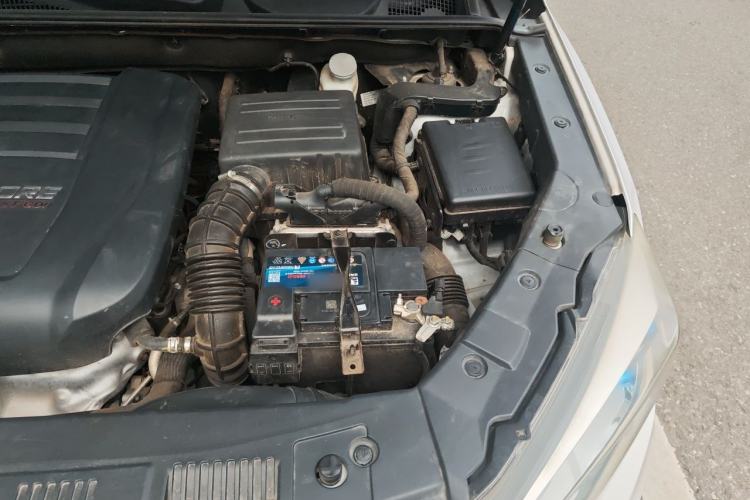 Used CHANGAN CS75 2017 Shangkui Edition 1.5T Automatic Fengyue Model Engine Bay Left