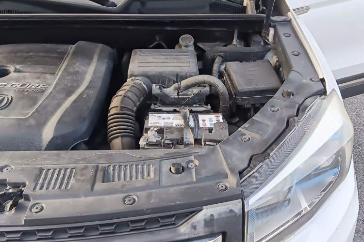 Used CHANGAN CS75 2017 Shangku Edition 1.5T Manual ZhiXiang Model Engine Bay Left