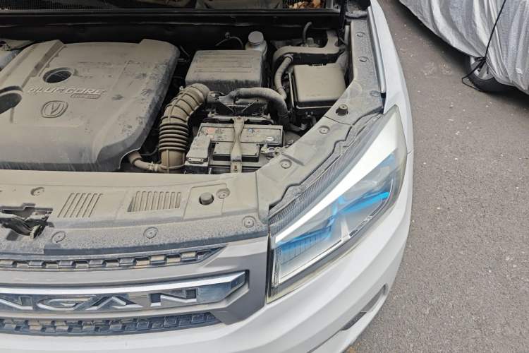 Used CHANGAN CS75 2017 Shangkui Edition 1.5T Automatic Fengxiang Model Engine Bay Left