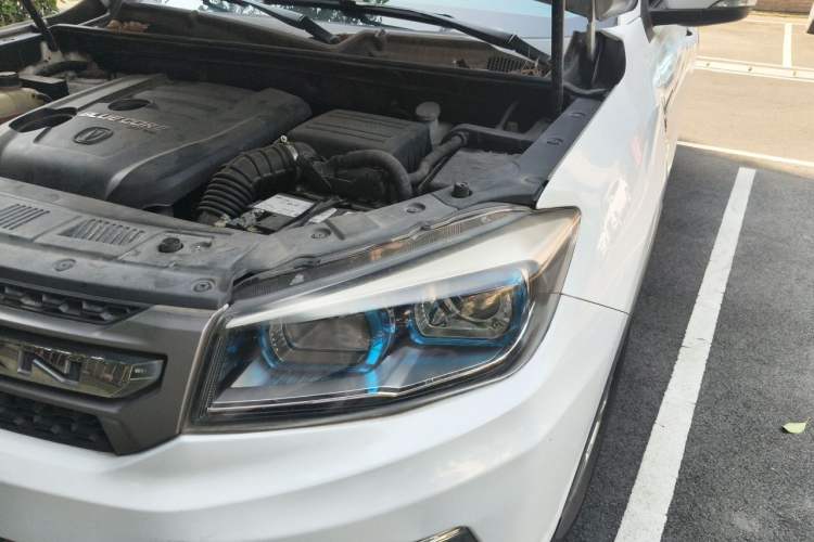 Used CHANGAN CS75 2017 Shangku Edition 1.5T Manual ZhiXiang Model Engine Bay Left