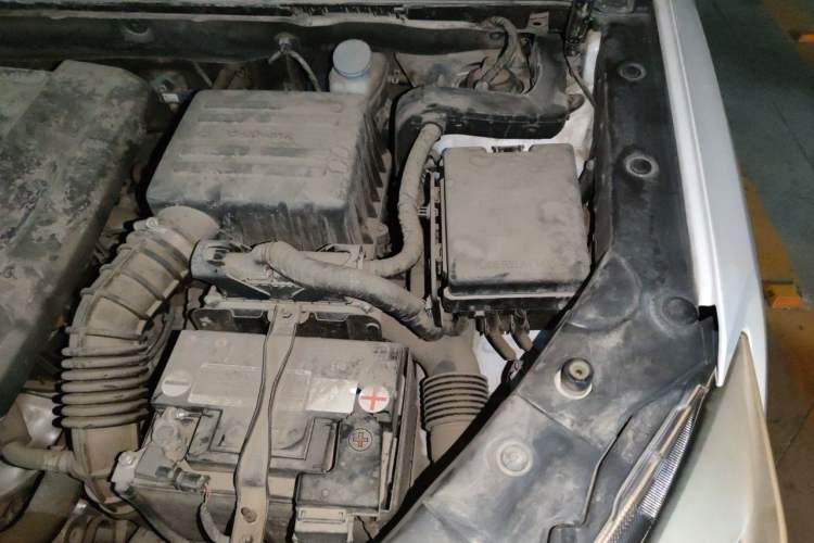 Used CHANGAN CS75 2017 Shangku Edition 1.5T Manual ZhiXiang Model Engine Bay Left