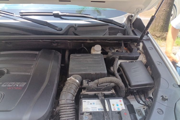 Used CHANGAN CS75 2017 Shangku Edition 1.5T Manual ZhiXiang Model Engine Bay Left