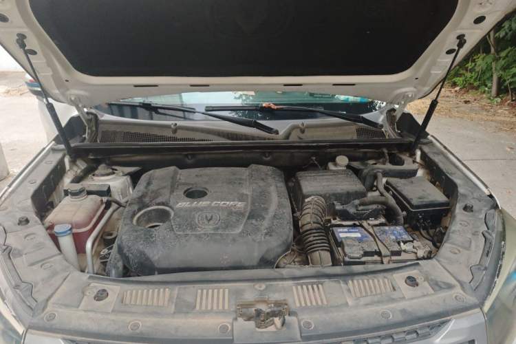 Used CHANGAN CS75 2017 Shangkui Edition 1.5T Automatic Fengxiang Model Engine Bay