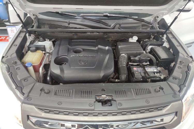 Used CHANGAN CS75 2017 Shangkui Edition 1.5T Automatic Fengxiang Model Engine Bay