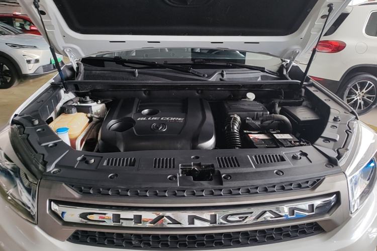 Used CHANGAN CS75 2017 Shangkui Edition 1.5T Automatic Fengxiang Model Engine Bay