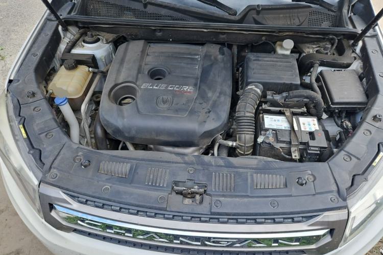 Used CHANGAN CS75 2017 Shangkui Edition 1.5T Manual Luxury Model Engine Bay
