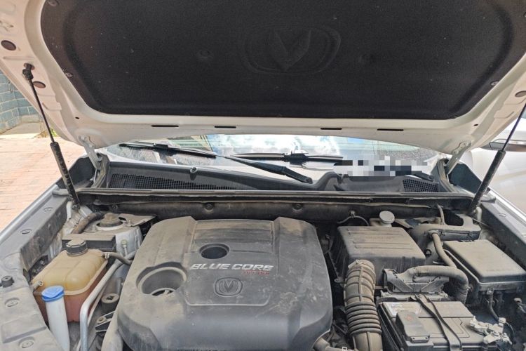 Used CHANGAN CS75 2017 Shangkui Edition 1.5T Automatic Fengxiang Model Engine Bay