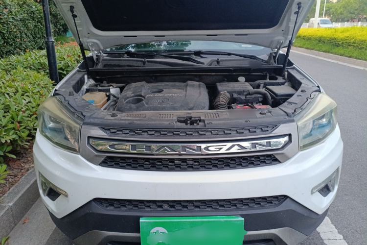Used CHANGAN CS75 2017 Shangkui Edition 1.5T Automatic Fengyue Model Engine Bay