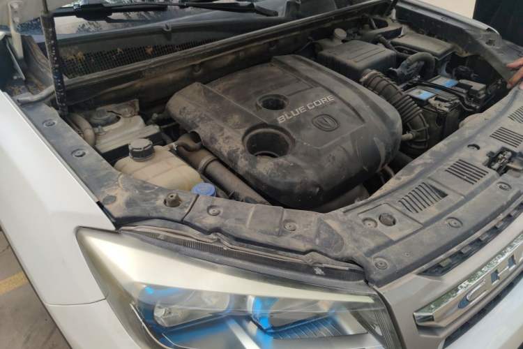 Used CHANGAN CS75 2017 Shangkui Edition 1.5T Manual Enjoyment Model Engine Bay Right