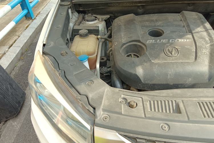 Used CHANGAN CS75 2017 Shangku Edition 1.5T Manual ZhiXiang Model Engine Bay Right
