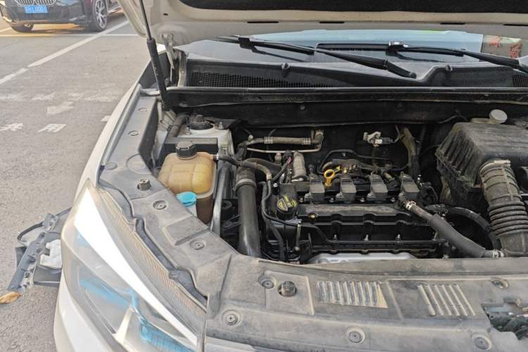 Used CHANGAN CS75 2017 Shangku Edition 1.5T Manual ZhiXiang Model Engine Bay Right