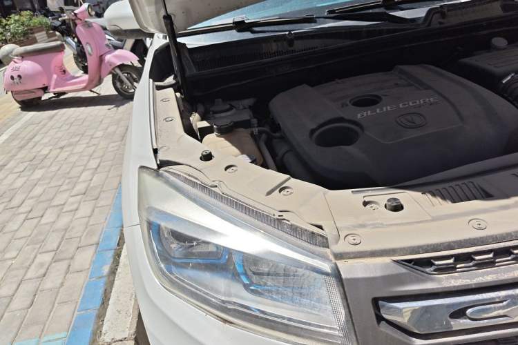 Used CHANGAN CS75 2017 Shangkui Edition 1.5T Manual Fengxiang Model Engine Bay Right