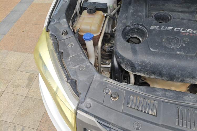 Used CHANGAN CS75 2017 Shangku Edition 1.5T Manual ZhiXiang Model Engine Bay Right