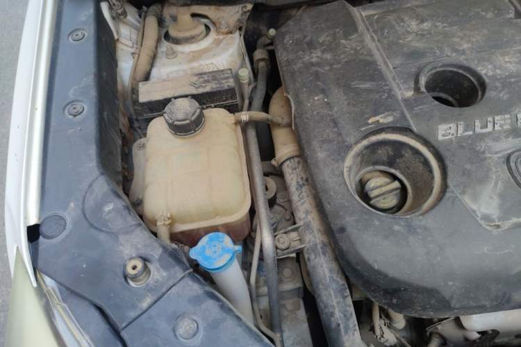 Used CHANGAN CS75 2017 Shangku Edition 1.5T Manual ZhiXiang Model Engine Bay Right