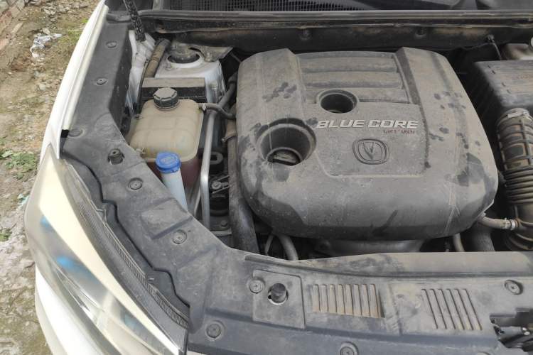 Used CHANGAN CS75 2017 Shangku Edition 1.5T Manual ZhiXiang Model Engine Bay Right