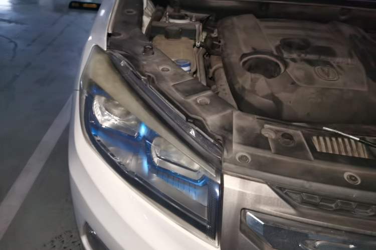 Used CHANGAN CS75 2017 Shangkui Edition 1.5T Automatic Fengxiang Model Engine Bay Right