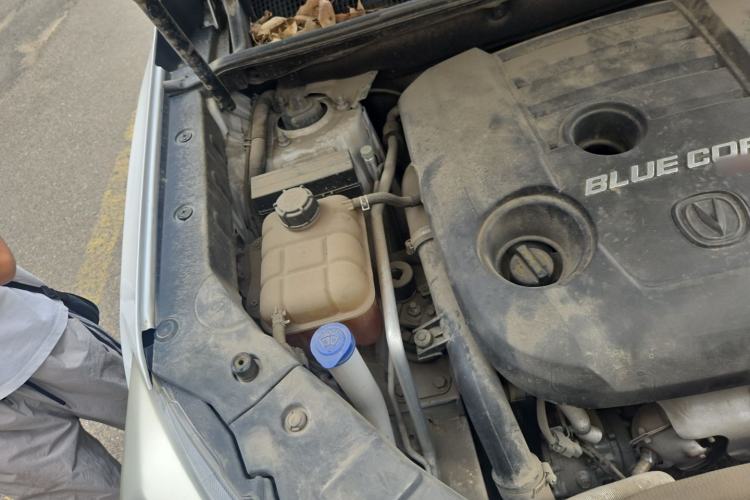Used CHANGAN CS75 2017 Shangkui Edition 1.5T Automatic Fengxiang Model Engine Bay Right