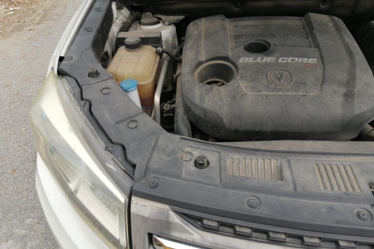 Used CHANGAN CS75 2017 Shangkui Edition 1.5T Automatic Fengxiang Model Engine Bay Right