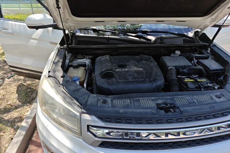 Used CHANGAN CS75 2017 Shangkui Edition 1.5T Automatic Sharp Model Engine Bay Right