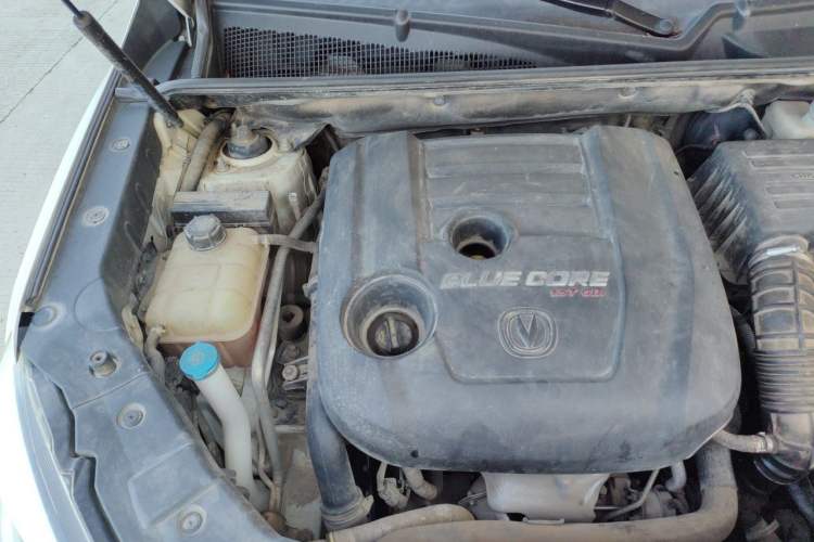Used CHANGAN CS75 2017 Shangkui Edition 1.5T Manual Fengxiang Model Engine Bay Right