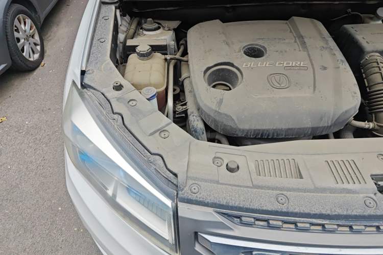 Used CHANGAN CS75 2017 Shangkui Edition 1.5T Automatic Fengxiang Model Engine Bay Right