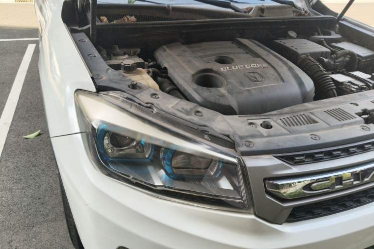 Used CHANGAN CS75 2017 Shangku Edition 1.5T Manual ZhiXiang Model Engine Bay Right
