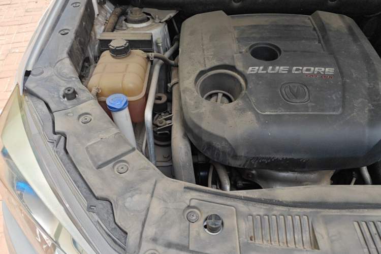 Used CHANGAN CS75 2017 Shangkui Edition 1.5T Automatic Fengxiang Model Engine Bay Right