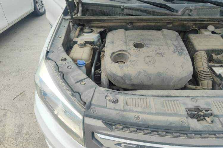 Used CHANGAN CS75 2017 Shangkui Edition 1.5T Automatic Fengyue Model Engine Bay Right