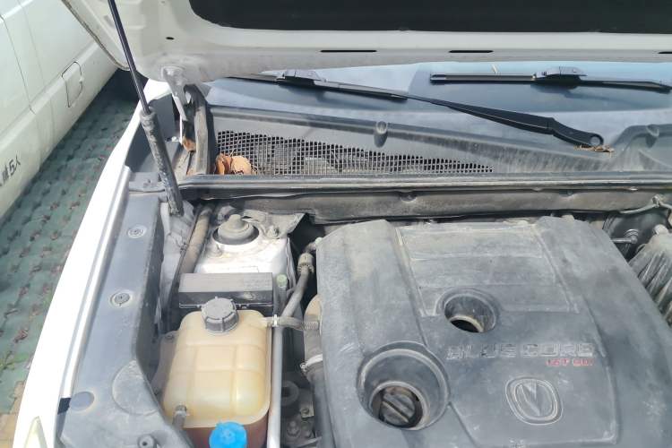 Used CHANGAN CS75 2017 Shangkui Edition 1.5T Automatic Fengxiang Model Engine Bay Right