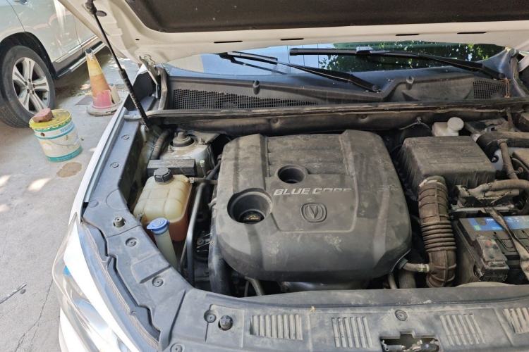 Used CHANGAN CS75 2017 Shangkui Edition 1.5T Automatic Fengyue Model Engine Bay Right