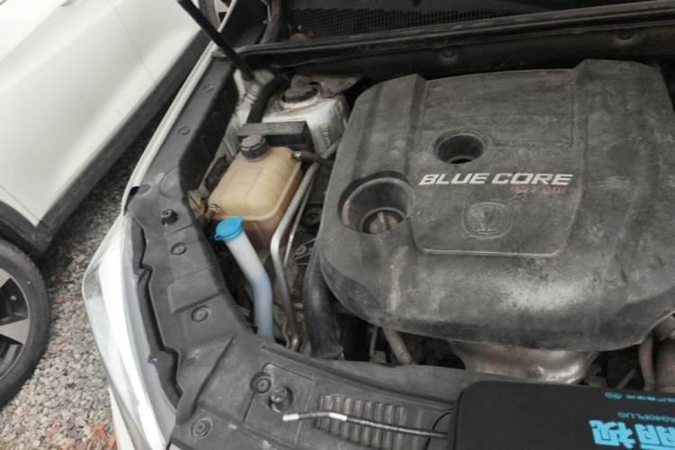 Used CHANGAN CS75 2017 Shangku Edition 1.5T Manual ZhiXiang Model Engine Bay Right
