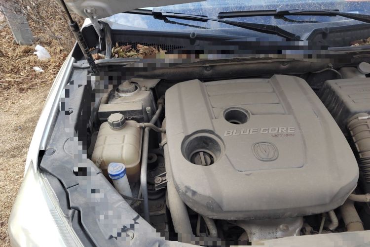 Used CHANGAN CS75 2017 Shangkui Edition 1.5T Manual Fengxiang Model Engine Bay Right