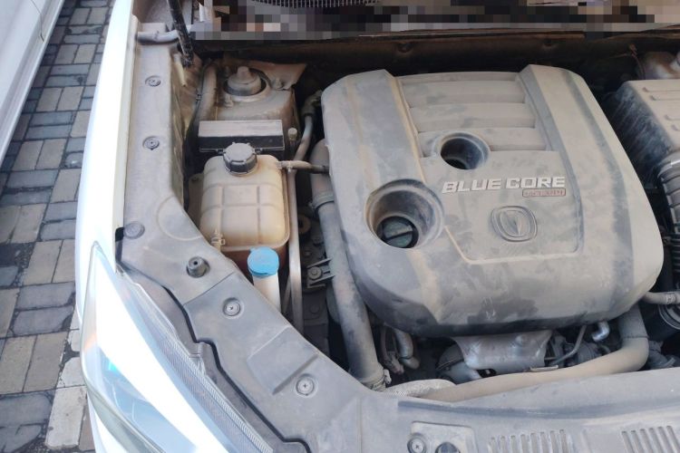 Used CHANGAN CS75 2017 Shangkui Edition 1.5T Automatic Fengxiang Model Engine Bay Right