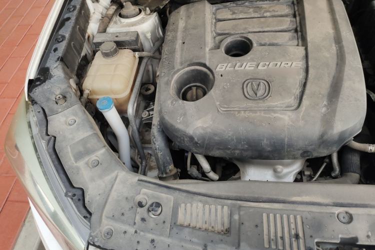 Used CHANGAN CS75 2017 Shangkui Edition 1.5T Automatic Fengxiang Model Engine Bay Right