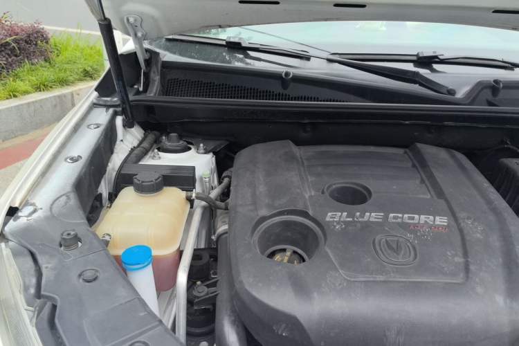 Used CHANGAN CS75 2017 Shangku Edition 1.5T Manual ZhiXiang Model Engine Bay Right
