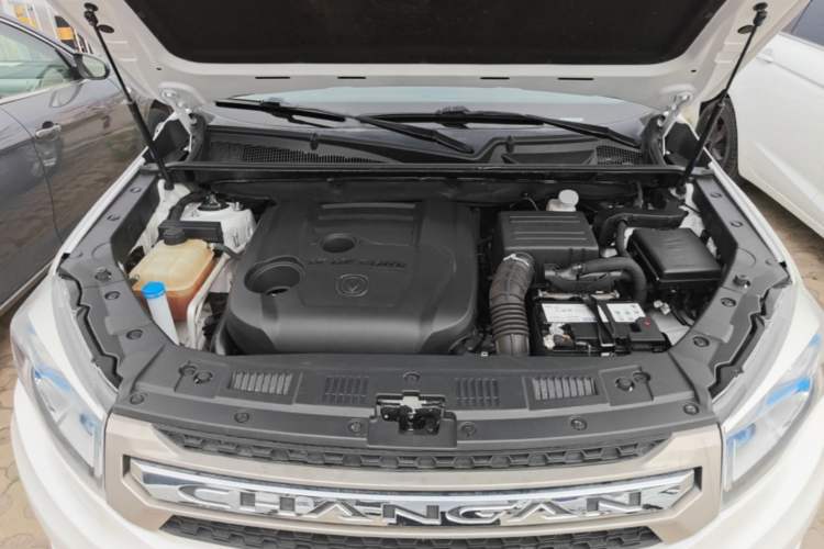 Used CHANGAN CS75 2017 Shangku Edition 1.5T Manual ZhiXiang Model Engine Bay