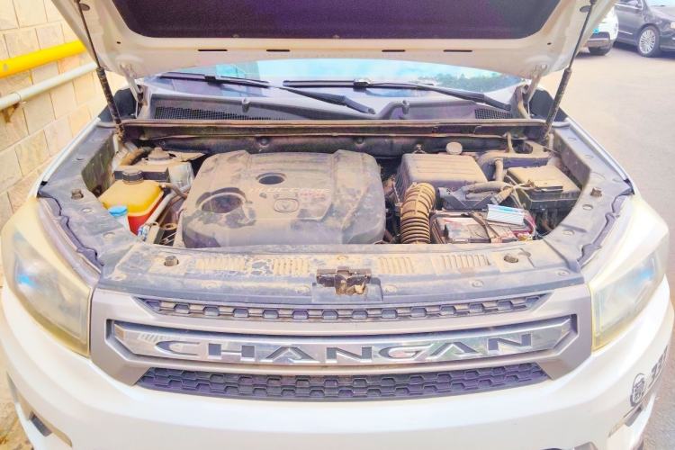 Used CHANGAN CS75 2017 Shangkui Edition 1.5T Automatic Fengxiang Model Engine Bay