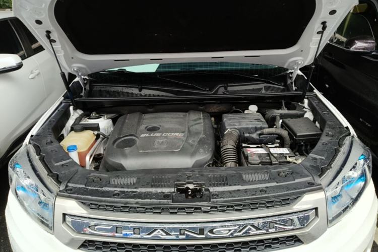 Used CHANGAN CS75 2017 Shangkui Edition 1.5T Automatic Fengxiang Model Engine Bay