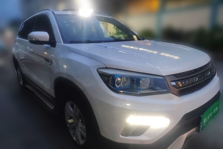 Used CHANGAN CS75 2017 Shangkui Edition 1.5T Manual Fengxiang Model Exterior 2