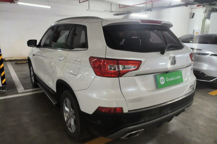 Used CHANGAN CS75 2017 Shangku Edition 1.5T Manual ZhiXiang Model Exterior 2